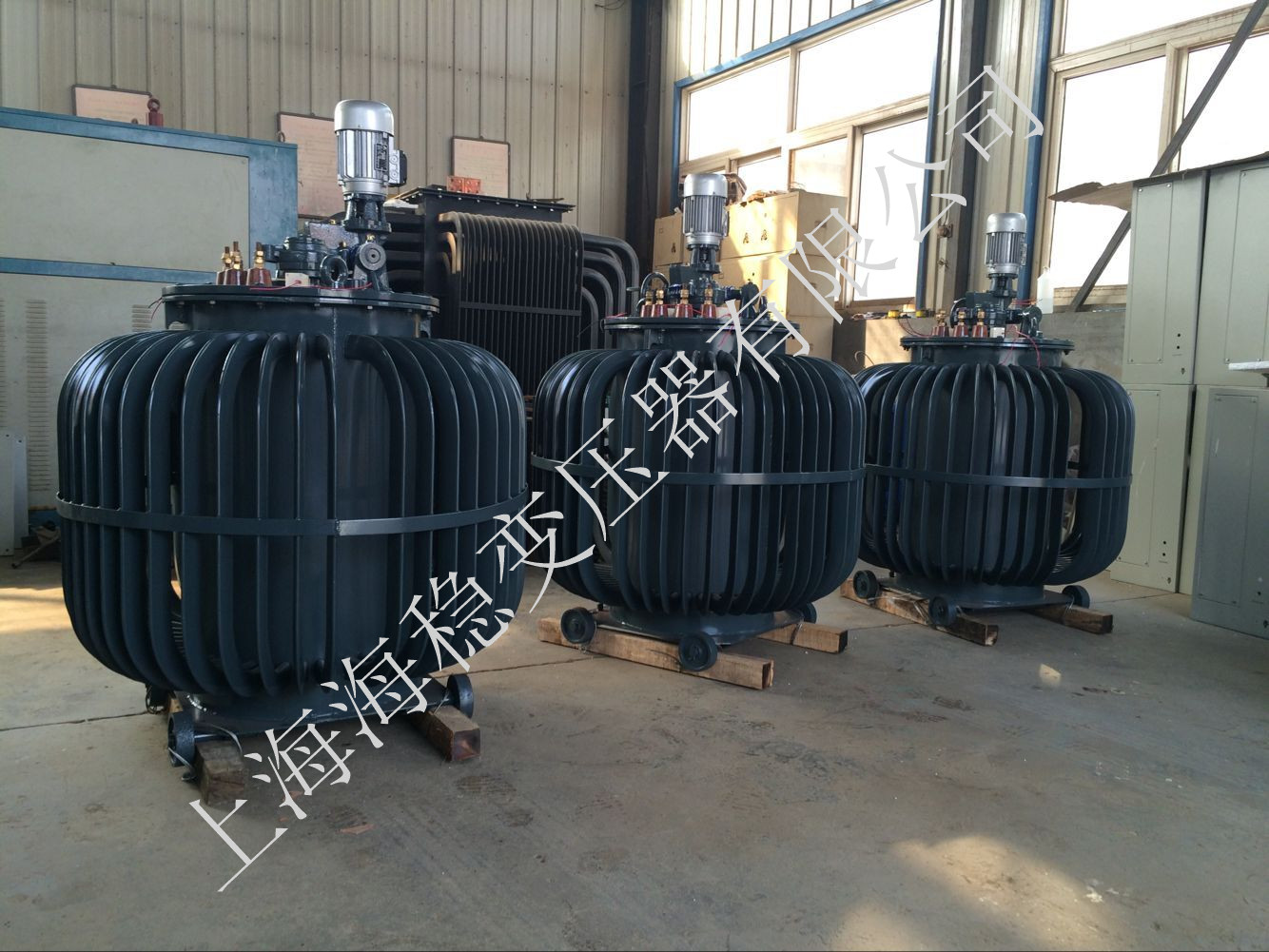 �ͽ�ʽ��ѹ��TS(J)A-500KVA